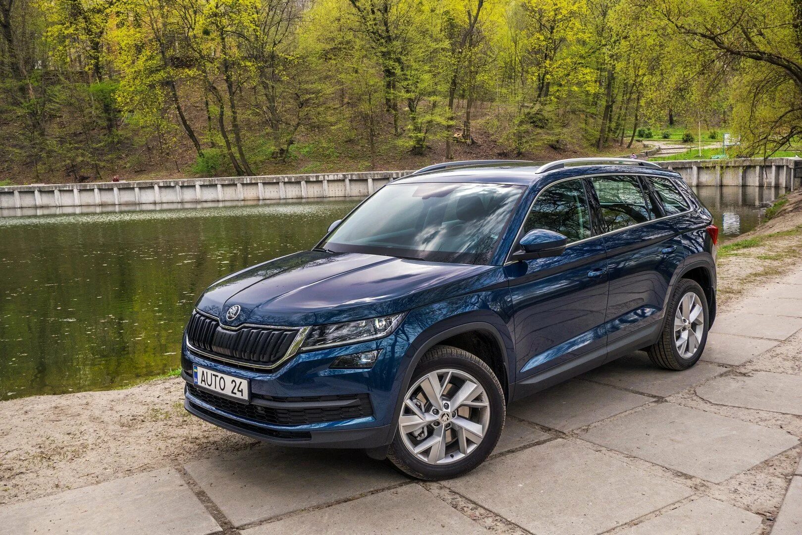 Шкода Кодиак 2018. Skoda Kodiaq 2019. Skoda Kodiaq 2018. Шкода Кодиак 2019 комплектации. Купить кодиак с пробегом на авито