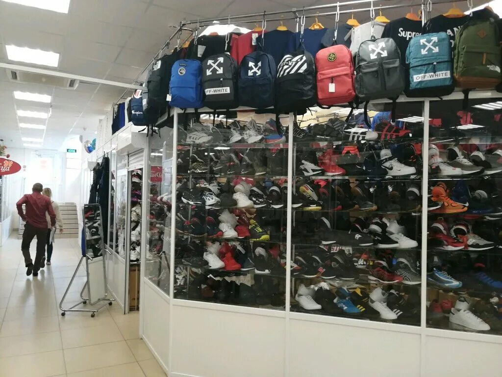 спортивные товары в спортмастере. магазин форвард нальчик. Musculshop рязань. спорт юниверс коломна. концепт спортивной обуви.