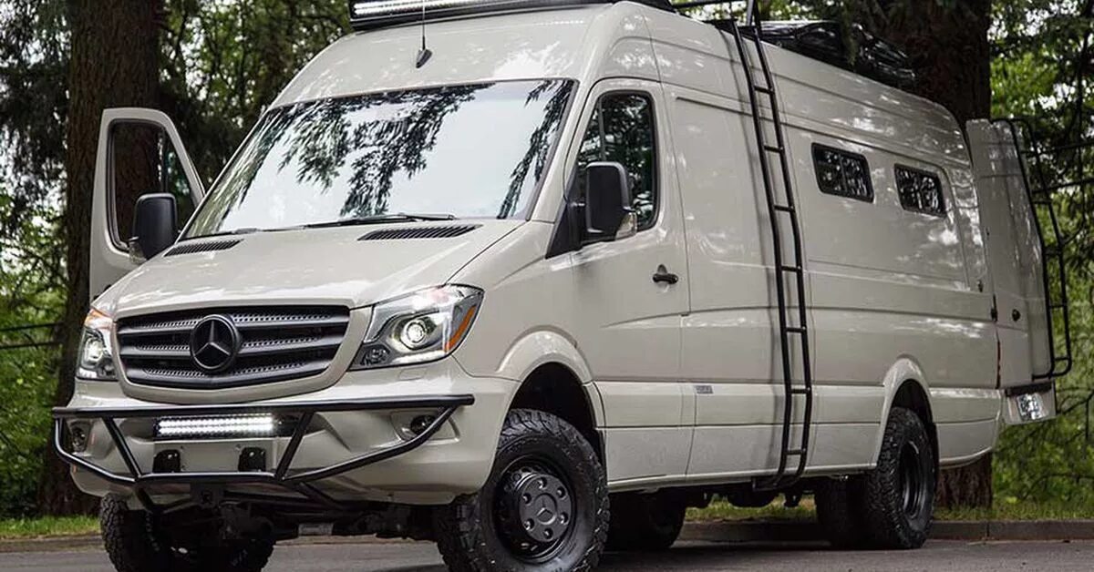 Мерседес Спринтер 4 на 4. Mercedes-Benz Sprinter 4x4. Mercedes Benz Sprinter Camper van. Mercedes Sprinter 2008 Camper.