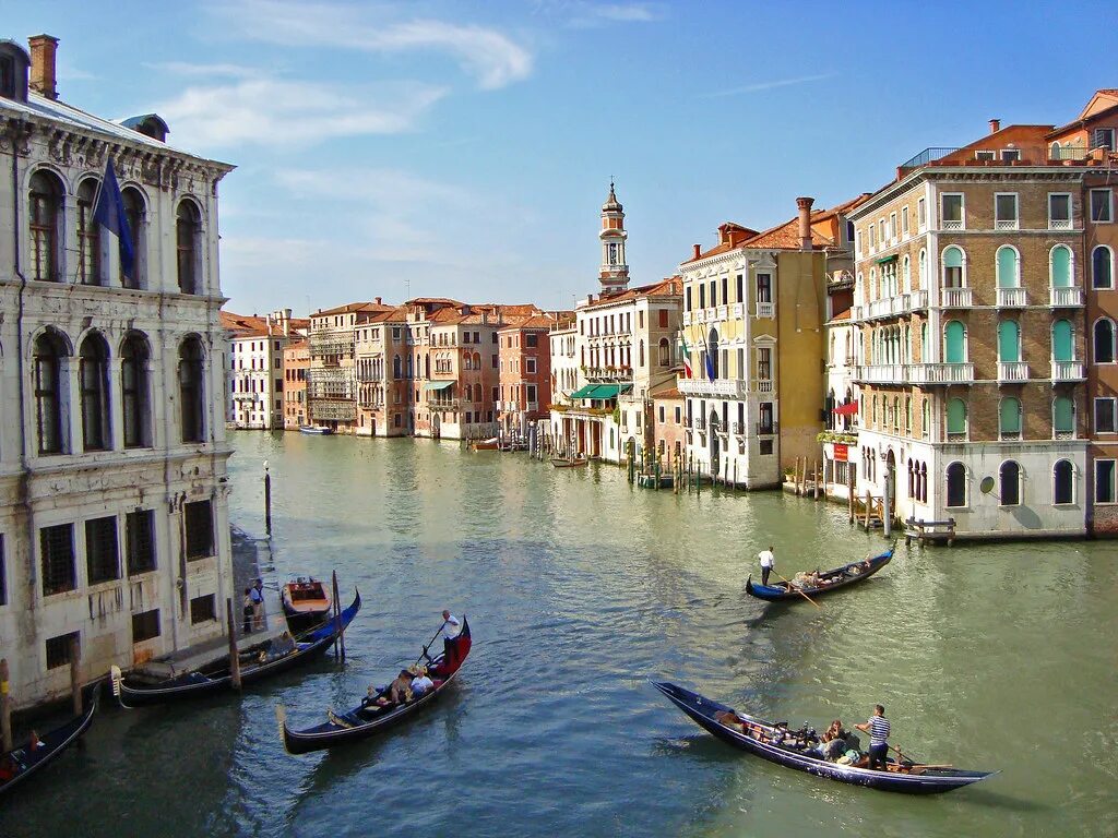 Найди страну италия. Canal grande Венеция. Рим Венеция. Венеция мост Сан Марино. Живописные места Италии.