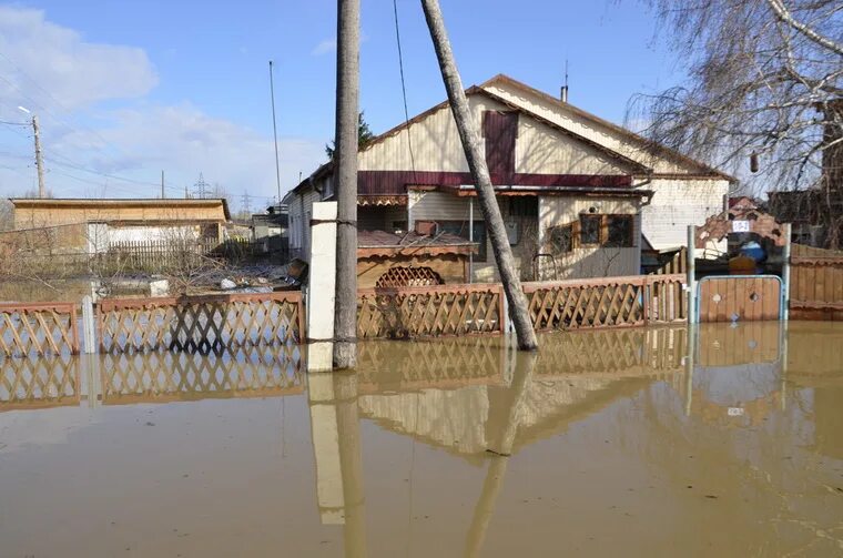 Вода в оби в шелаболихе. Шелаболиха Алтайский край. Уровень воды в Оби в Шелаболихе на сегодня. Шелаболиха фотографии. Уровень воды в Шелаболихе.