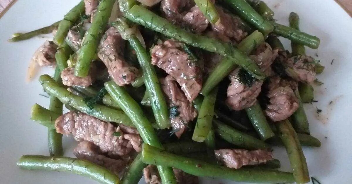 Мясо стручковой фасолью. Стручковая фасоль с говядиной. свинина со стручковой фасолью. стручковая фасоль с мясом. тушеная стручковая фасоль.