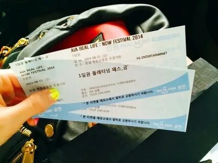She buy a ticket