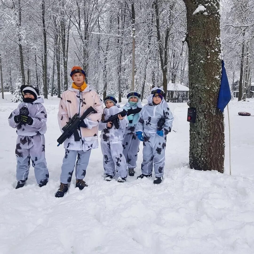 Пейнтбол саратов кумысная поляна. Военный лазертаг. Лазертаг поляны. Вышка лазертаг ижевск. Лазертаг для детей.