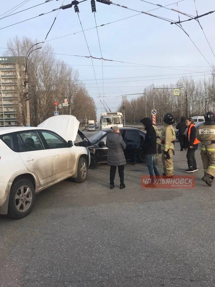 Дтп заволжье. Дтп в ульяновске в новом городе на проспекте ульяновский. дтп в ульяновске на ульяновском проспекте.