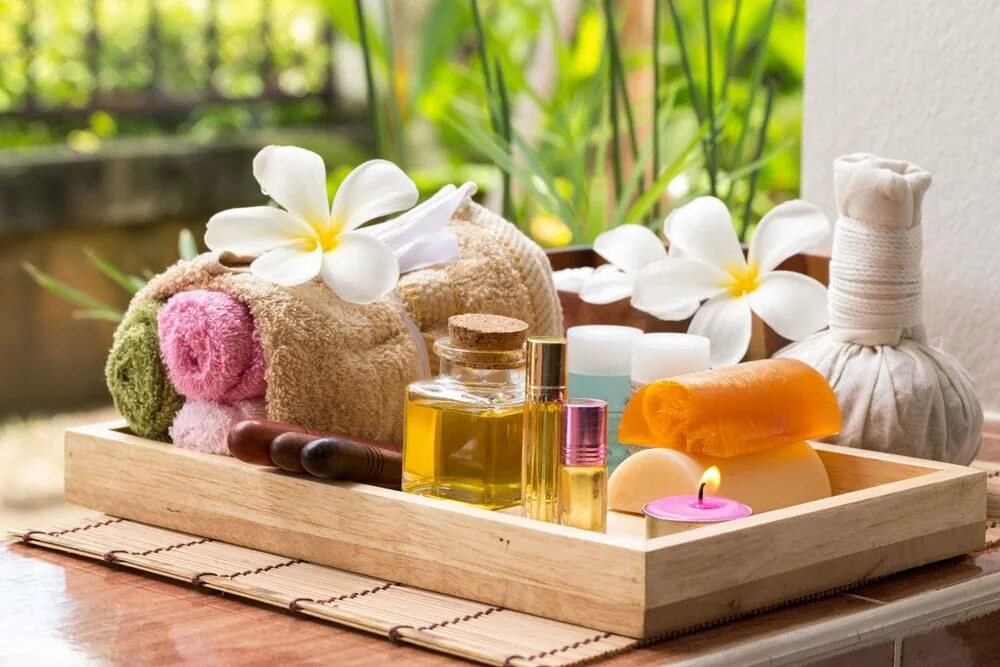 Магия спа. Aroma Oil massage Тайланд. Спа процедуры. Фон для косметики. Природная косметика.