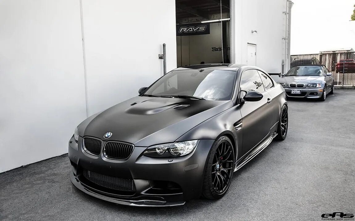 Bmw черная матовая. BMW m3 e92 Black. BMW e92 черная. BMW m3 e92 черная. БМВ е92 черный матовый.