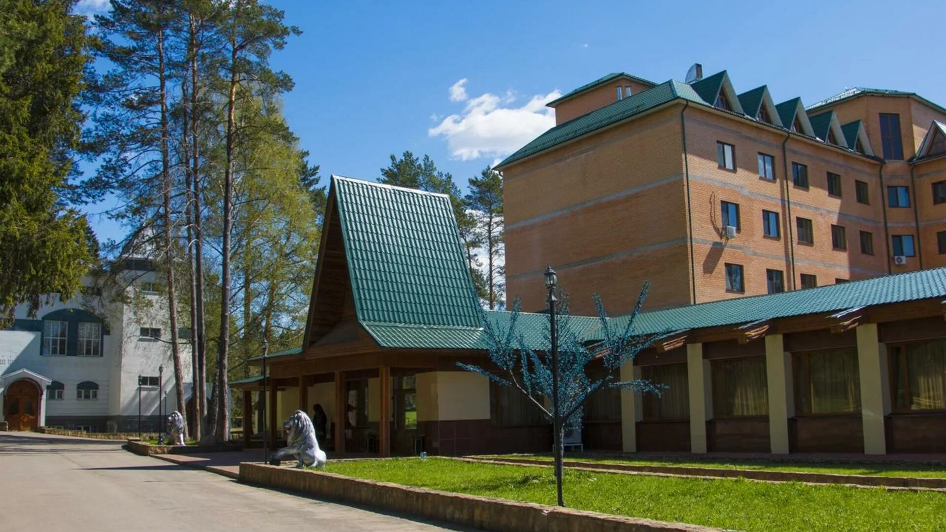 лесная сказка таежная заимка белокуриха номера. гостиничный комплекс лесная сказка переславль-залесский. таежная заимка белокуриха. лесная сказка переславль-залесский. лесная заимка белокуриха.