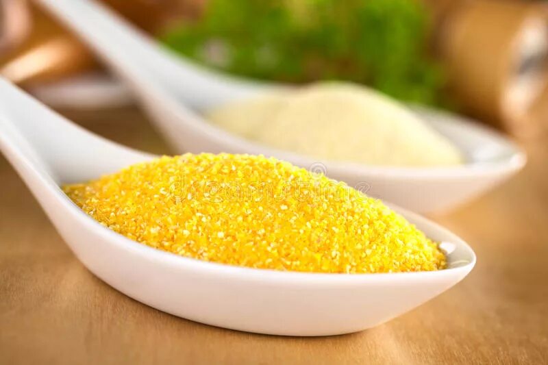 Кукурузная каша крупа. Кукурузная перемолотая крупа. Маисовая крупа. Кукурузная каша калории