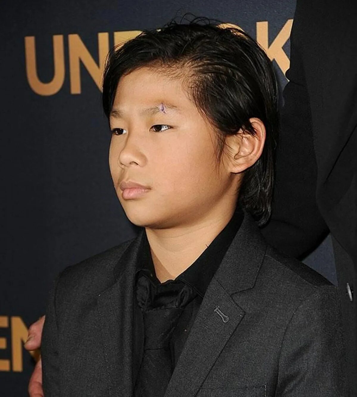 Пакса тьена. Пакс тьен джоли-питт. Пакс тьен. Пакс тьен. Пакс джоли-питт сейчас.