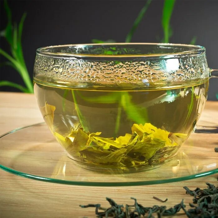 Где купить зеленый чай. Зеленый чай рассыпной. Зеленый чай Green Tea. Чашка зеленого чая. Зеленый чай в красивой чашке.