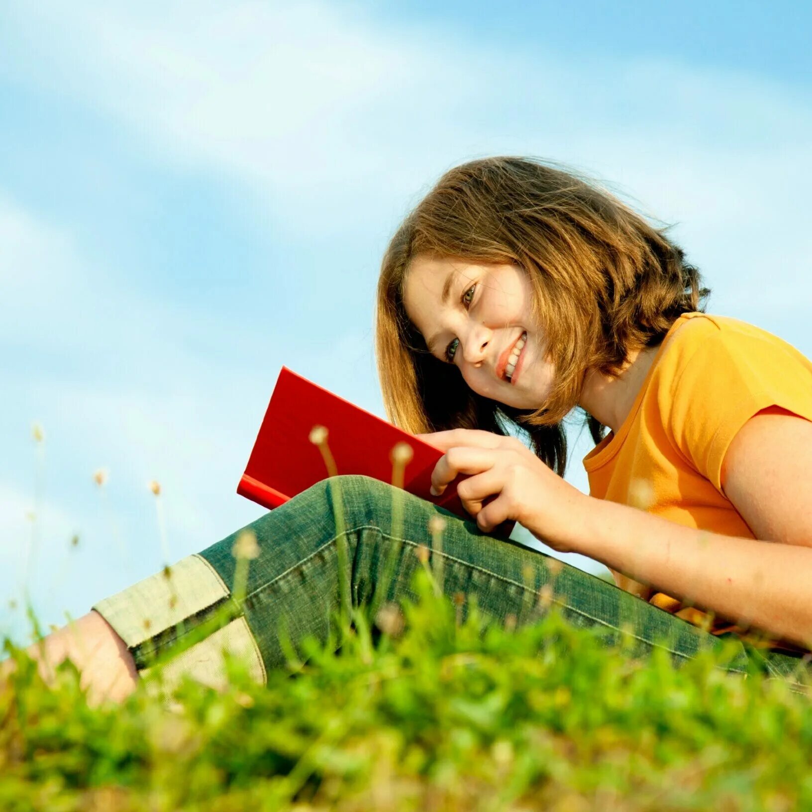 В свободное время люблю. Хобби для подростков. Дети хобби. Девочки подростки занимаются. Подростки увлечение чтение книг.