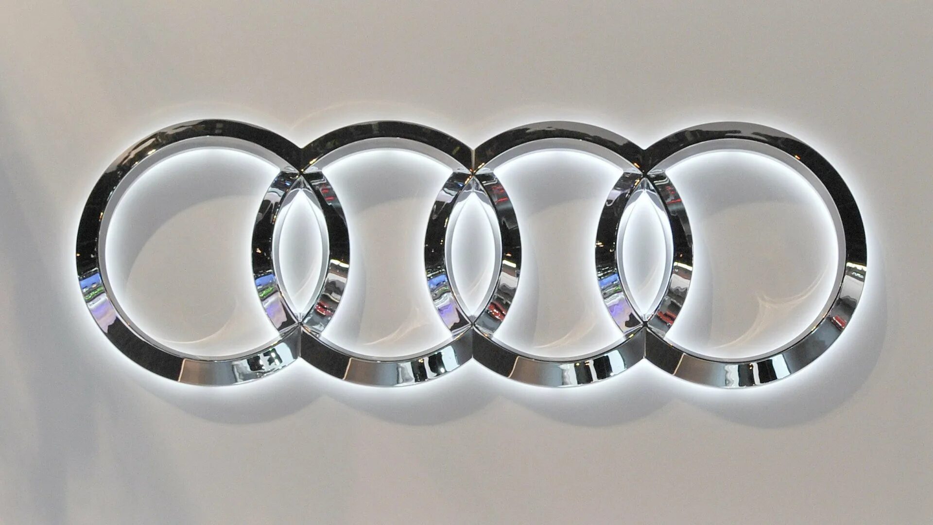 Четыре кольца. Как называется 4 кольца. Как называется 4 кольца. Ауди 4 колечка. Как называется 4 кольца.