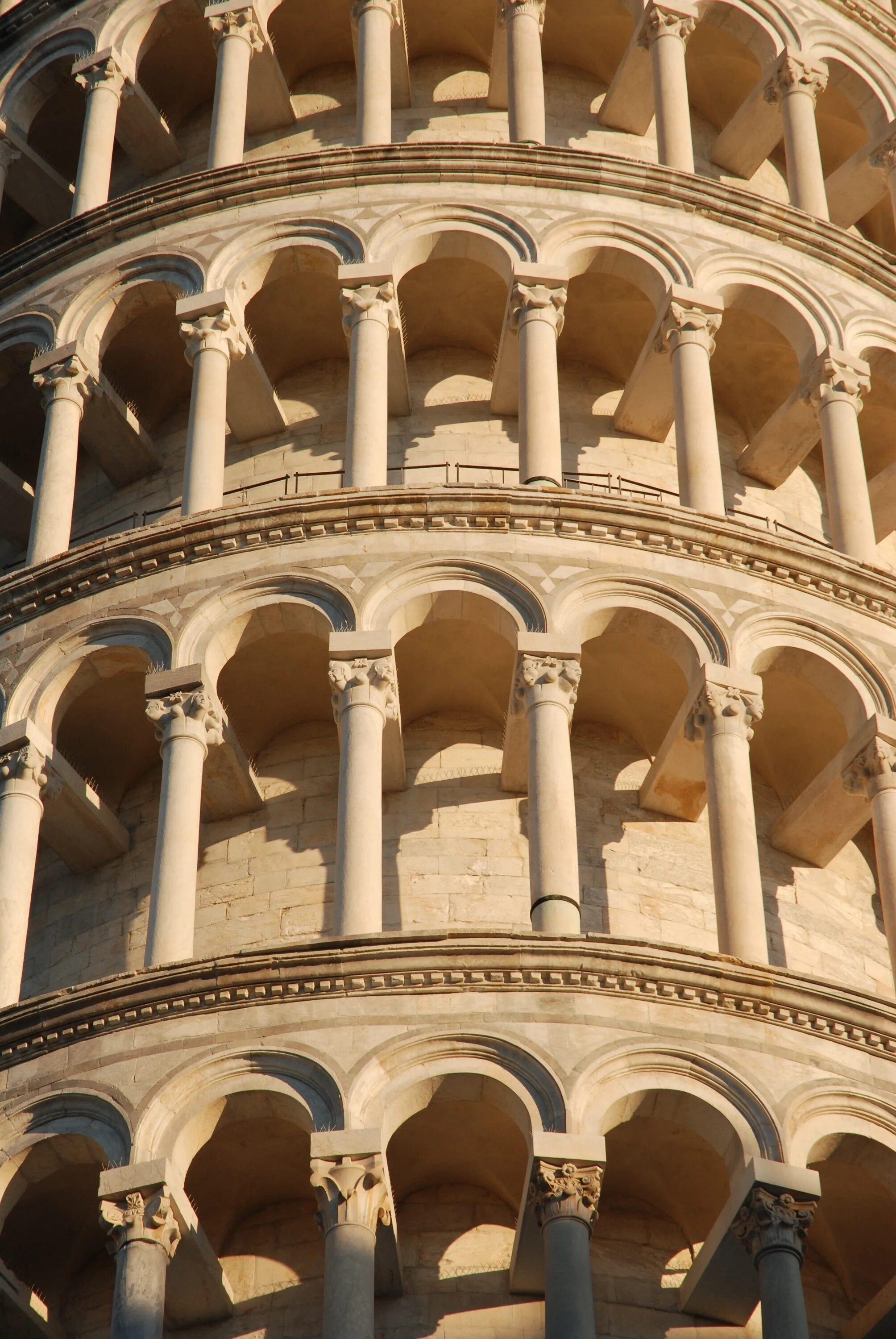Дворцовые своды. Пизанский Баптистерий. Baptistery Pisa Italy. Италия фото Пизанская башня,Баптистерий.