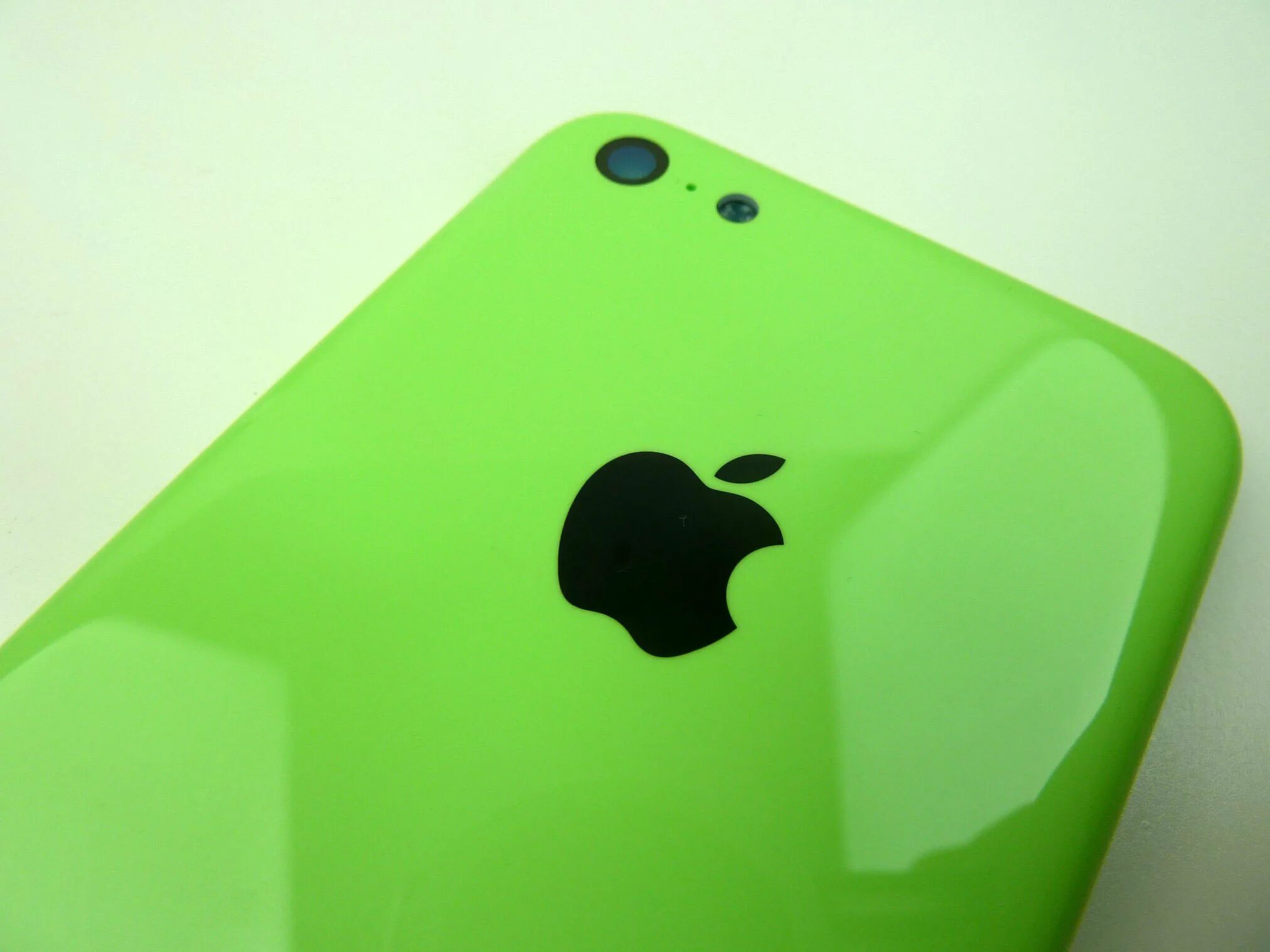 Айфон лабинск. Iphone 5c Green. Айфон 5 с зеленый. Айфон 4 зеленый. Айфон 13 Грин.