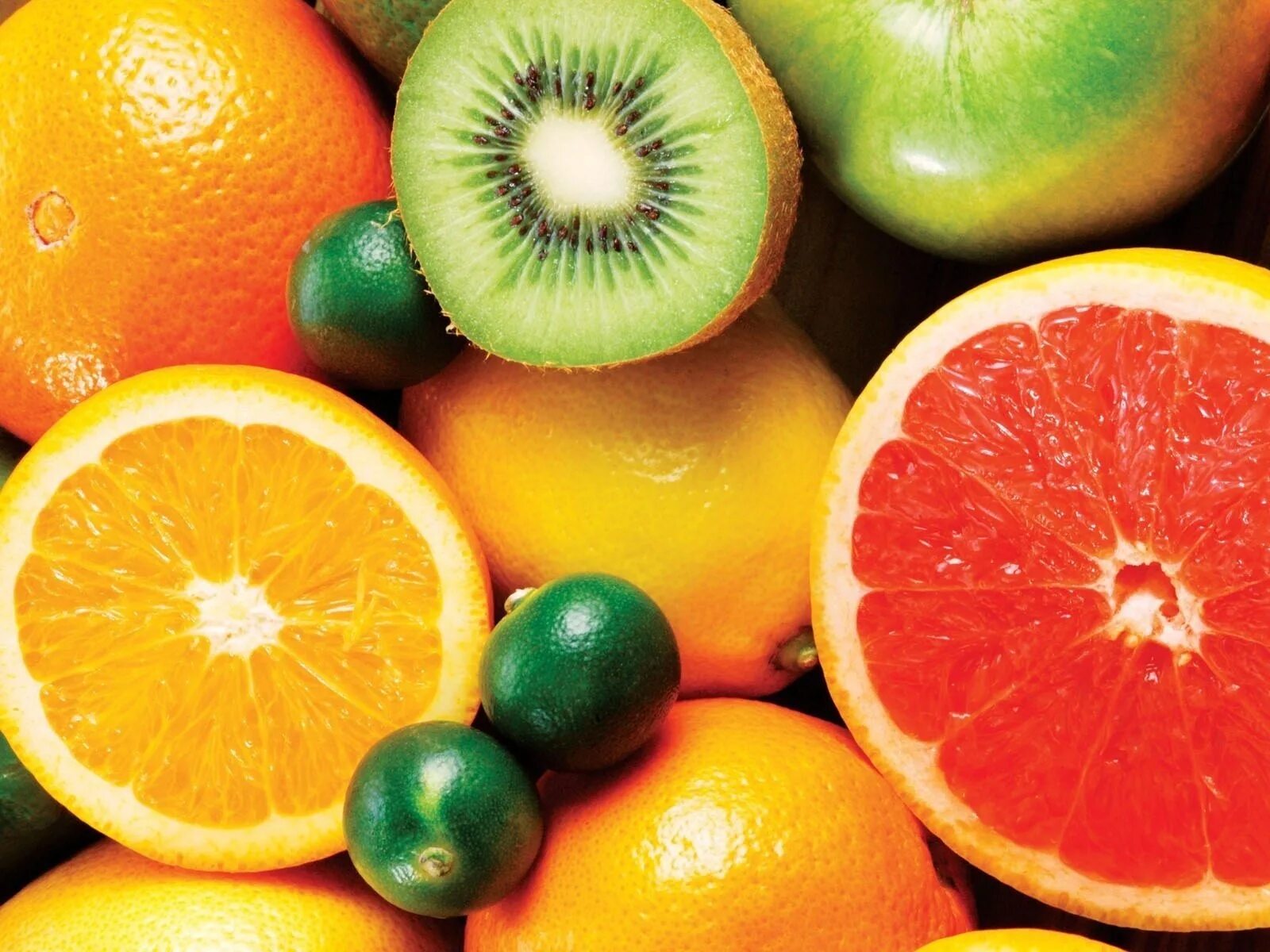 Обои фрукты. Фрукты. Сочные фрукты и овощи. Сочные фрукты. Красивые яркие фрукты.