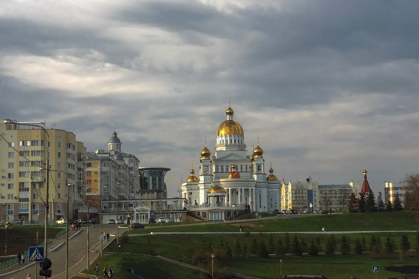 Саранск фото. Пейзажи Саранска. Саранск вечером. Городской пейзаж Саранск. Саранск фото города 2018.