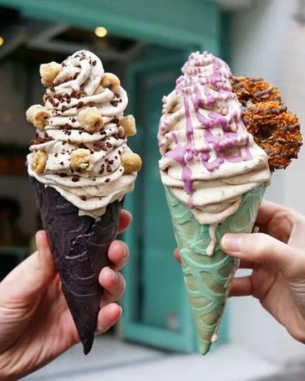 Мороженка на двоих. Экзотическое мороженое. Мороженое Экзотик. Самое экзотическое мороженое. Фудпорн мороженое.