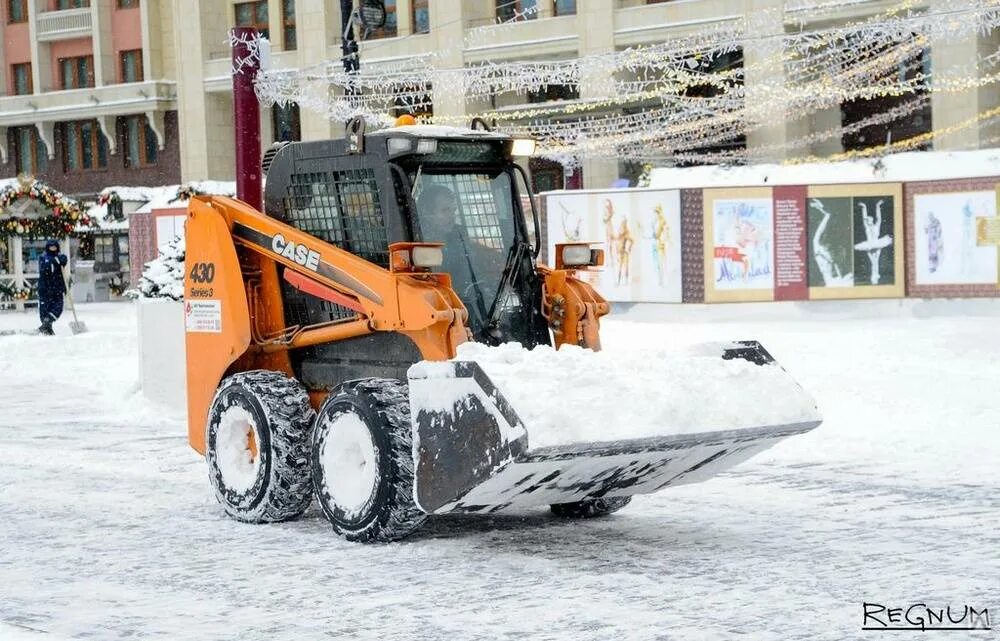 Лаповый погрузчик с4. Snow plough снегоочиститель. Снегоуборщик стига 5266 trac. Bobcat снегоуборщик. Снегоуборщик бензиновый хонда 760 гусеничный.