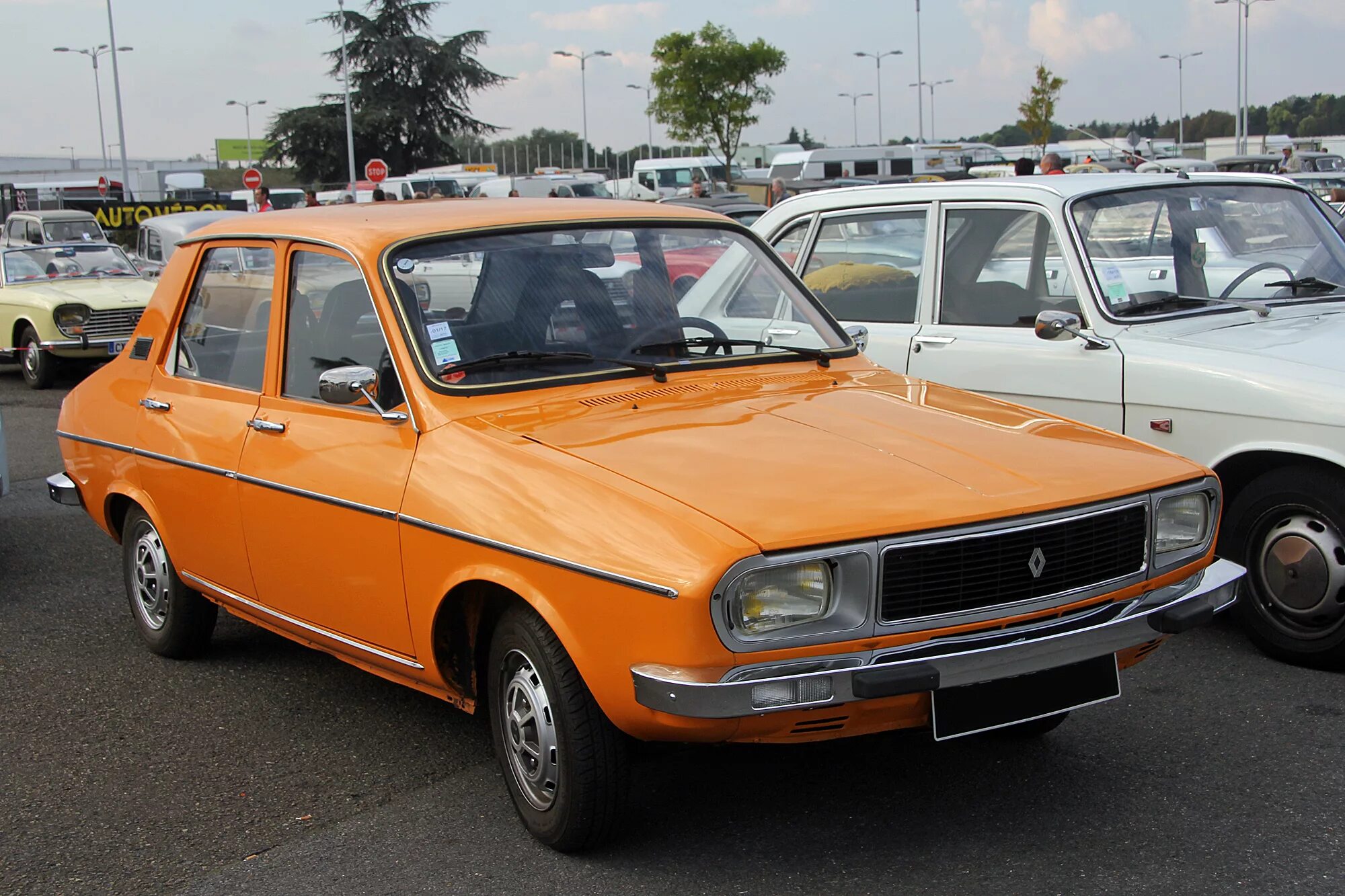 Renault старые. Renault 12. Renault 16. Renault 1970. Renault 12 Rallye.