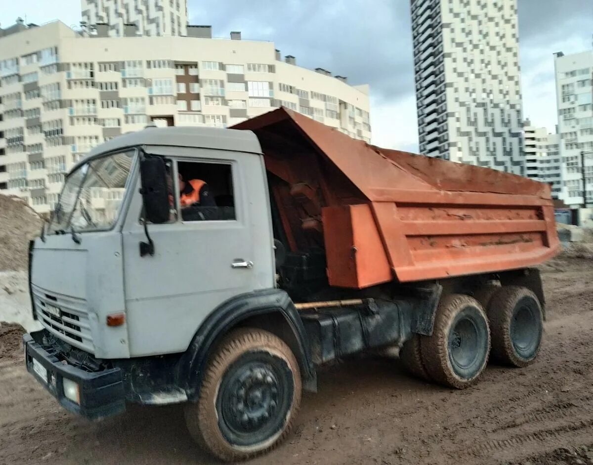 Камаз 55111 с прицепом. Камаз 55111 серый. Камаз 55111 бак. Камаз 55111 самосвал серый. Самосвал 55111.