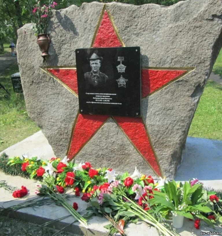 Ставрополь памятник воинам интернационалистам буравцев. Косаченко михаил владимирович. Памятник воинам интернационалистам братск. Воины интернационалисты братск. Воины интернационалисты братск.