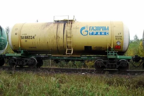 цистерна с нефтью