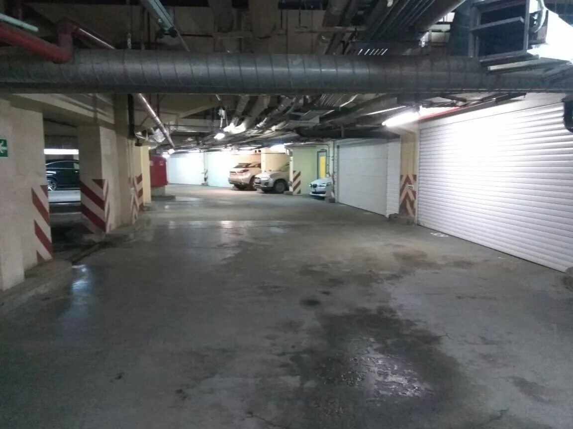 Ракушки в москве гаражи. Подземные гаражи северное чертаново. Щербинка гаражи. Снять гараж в юао москвы. Снять гараж в юао москвы.