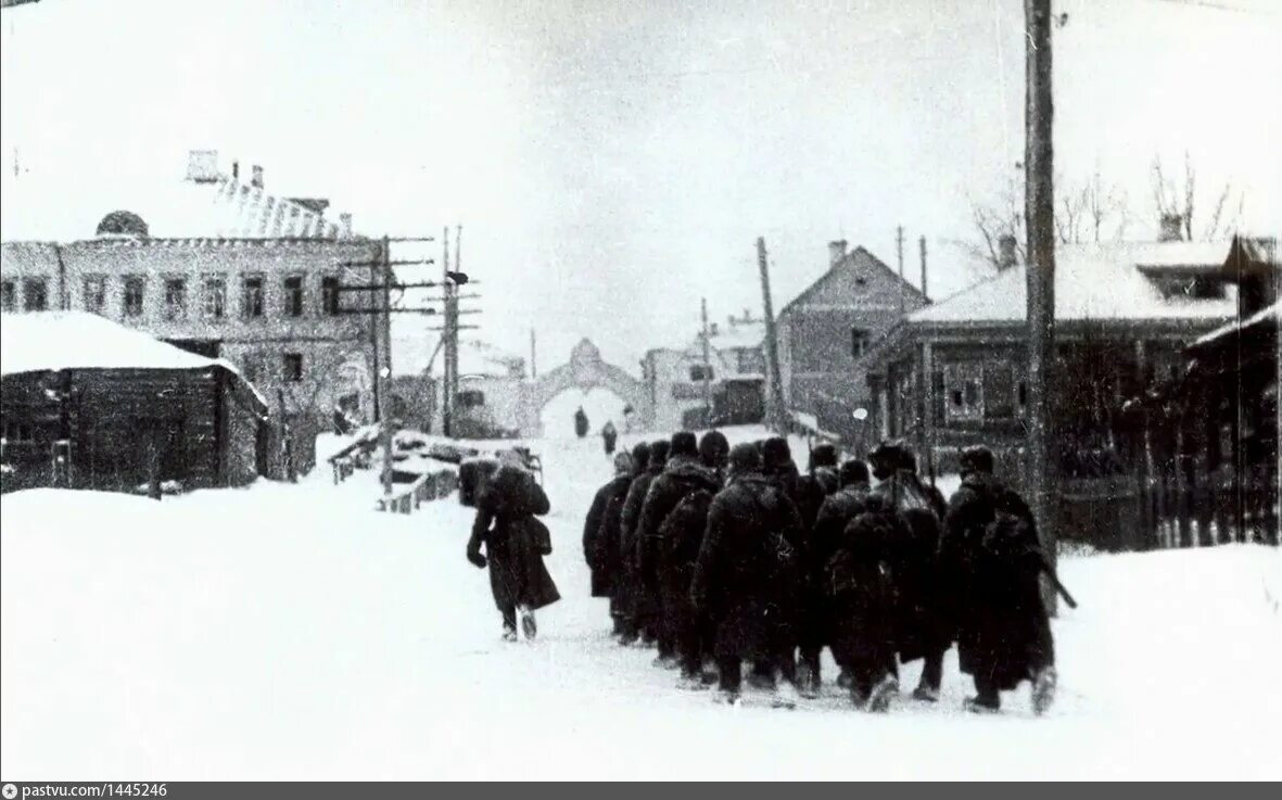 Освобождение клина от немецко фашистских. Клин 1941. Город Клин 1941. Клин в годы войны. Немцы в Клину 1941.