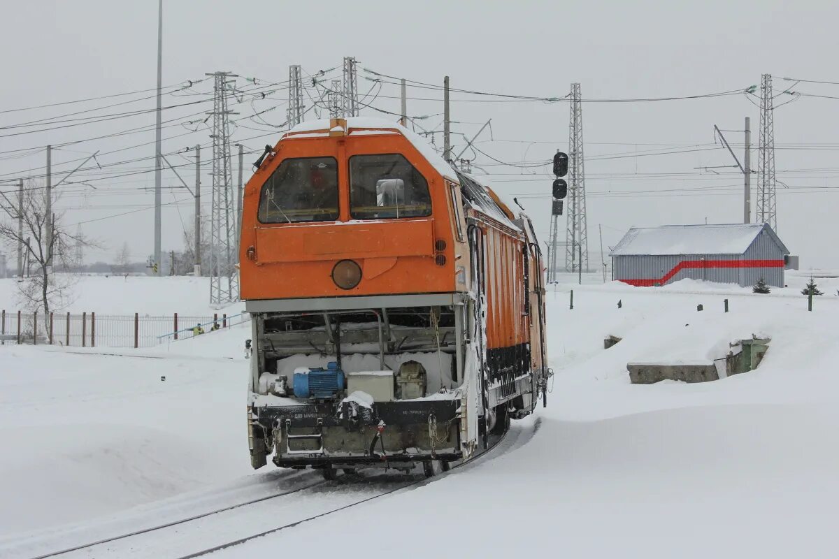 одновагонная самоходная снегоуборочная машина (см-5). финская коммунальная снегоуборочная техника. самый большой снегоуборщик. см-5 снегоуборочная машина. пять снегоуборочных машин.