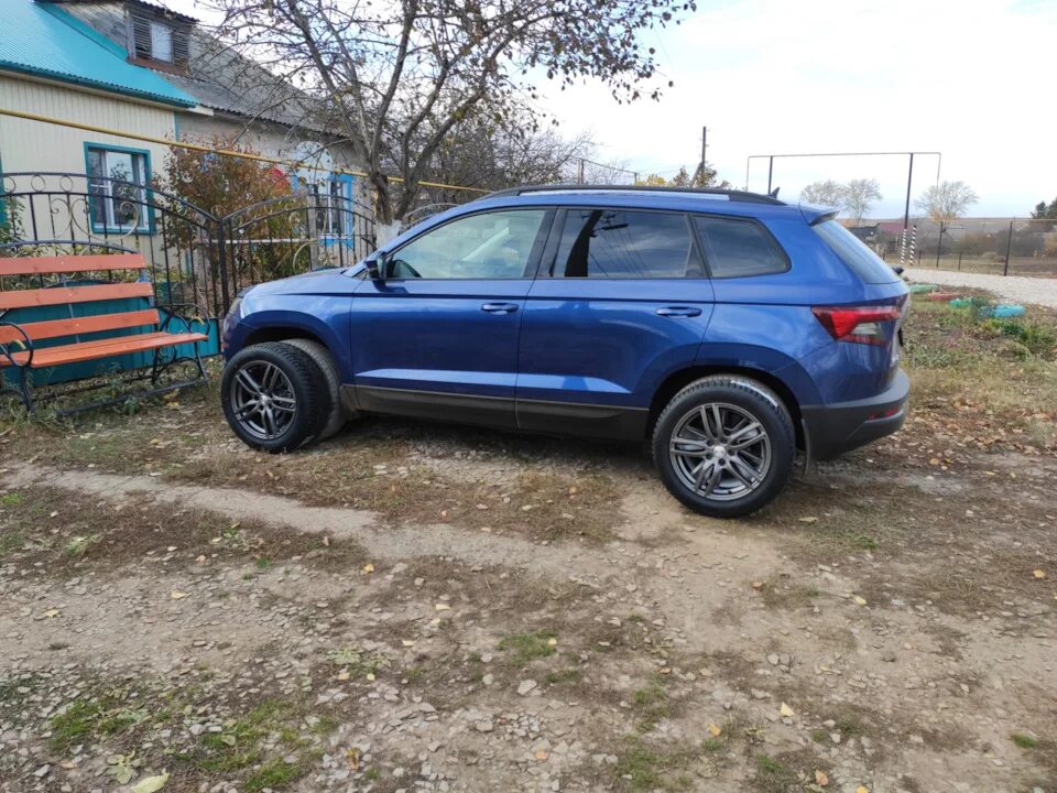 Диски skoda karoq r16. Диски на шкоду карок. Skoda karoq yeti. Диски на skoda karoq 17. Skoda karoq r16.