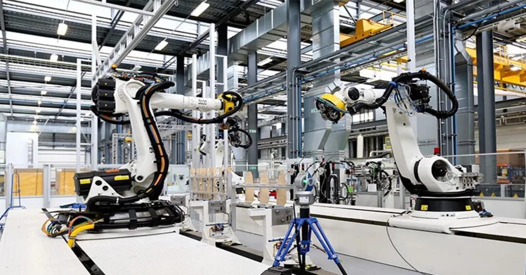 Автоматизация производства. Manufacturing heavy. Manufacturing heavy. Роботы в машиностроении. Manufacturing heavy.