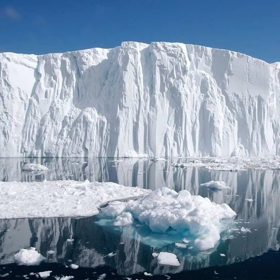 Тающий айсберг. Северный полюс арктика. Ломоносов и антарктида. Полярный лед 3. Полярный лед 3.