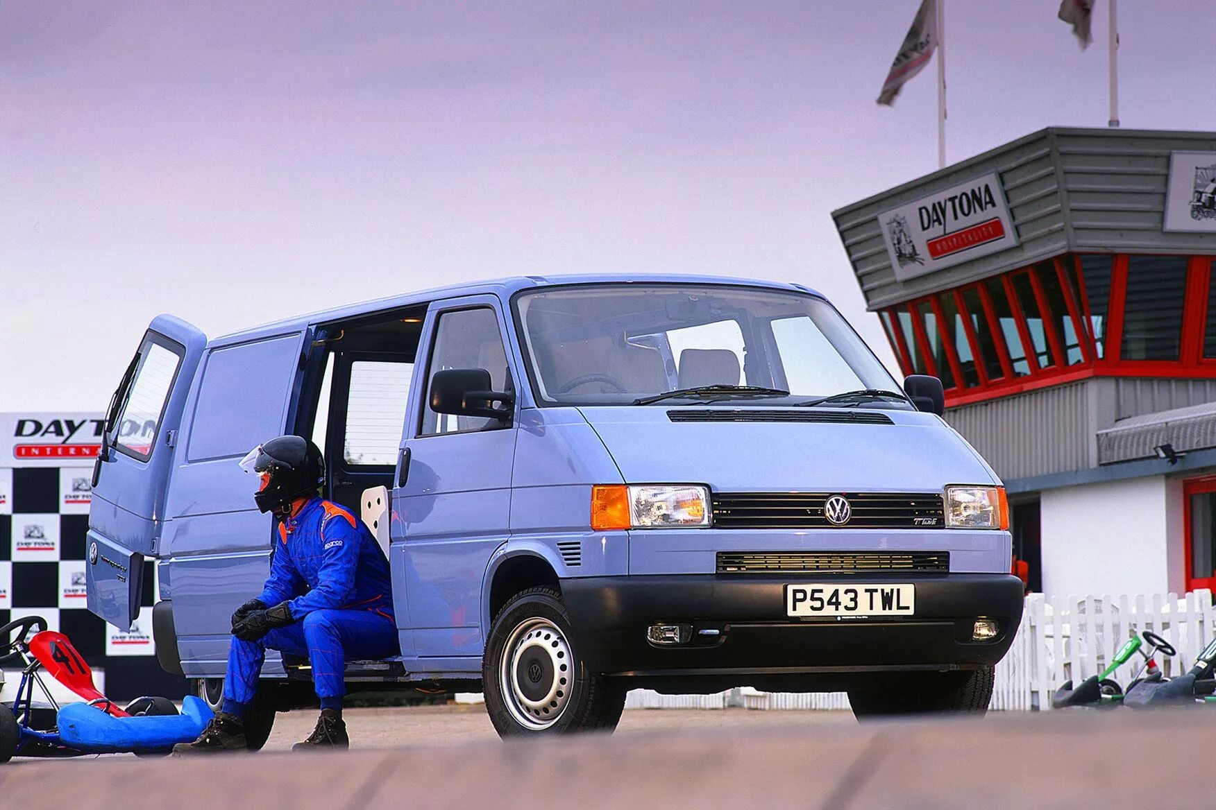 Т4 машина. Volkswagen t4. VW Transporter t4. Фольксваген Транспортер t4. VW Transporter t4 1992.