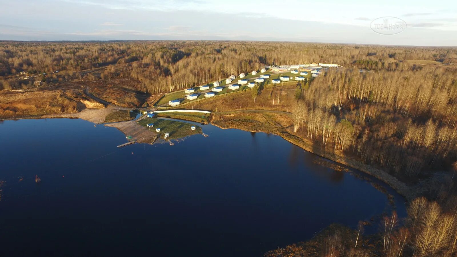 Медвежьи озера рыбалка. Медвежьи озера парк отель. Парк отель Медвежьи озёра 4*. Парк отель Медвежьи озёра ул. берег озера, 1, д. Медвежьи озёра. Парк отель Медвежьи озера карта отеля.