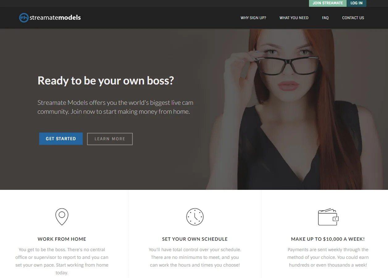 Девушка в интернете. Вебкам модели сайты. Сайты для вебкам моделей. Вебкам модель работа и заработок. Девушка за ноутбуком.