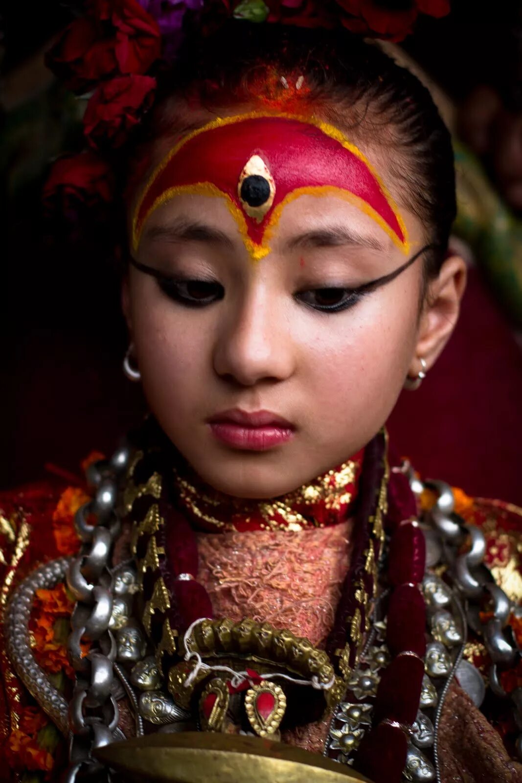 Принцесса непала. Кумари Деви. Кумари богиня Непала. Кумари Деви богиня. Матина Шакья Кумари.