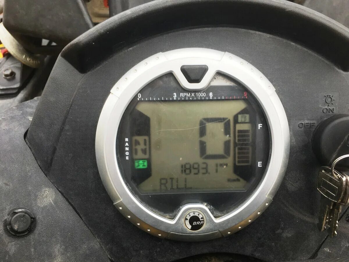 брп тундра 550 ft датчик уоз. спидометр брп 600. спидометр брп 400. спидометр brp g2. спидометр brp 1000.