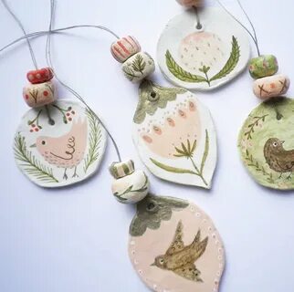 Елочные игрушки из глины