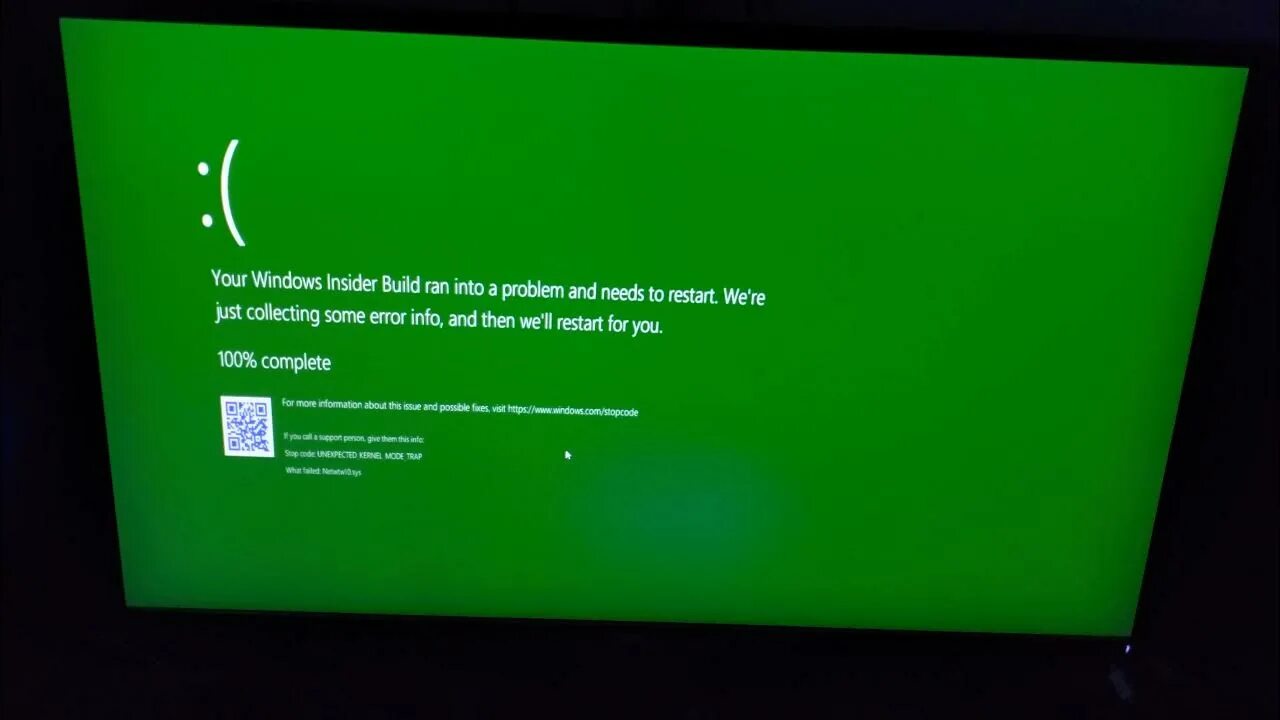 Зеленый экран при включении. GSOD зелёный экран смерти. Зелёный экран смерти в Windows 10. Зелёный экран смерти в Windows 11. Windows 10 зеленый экран.