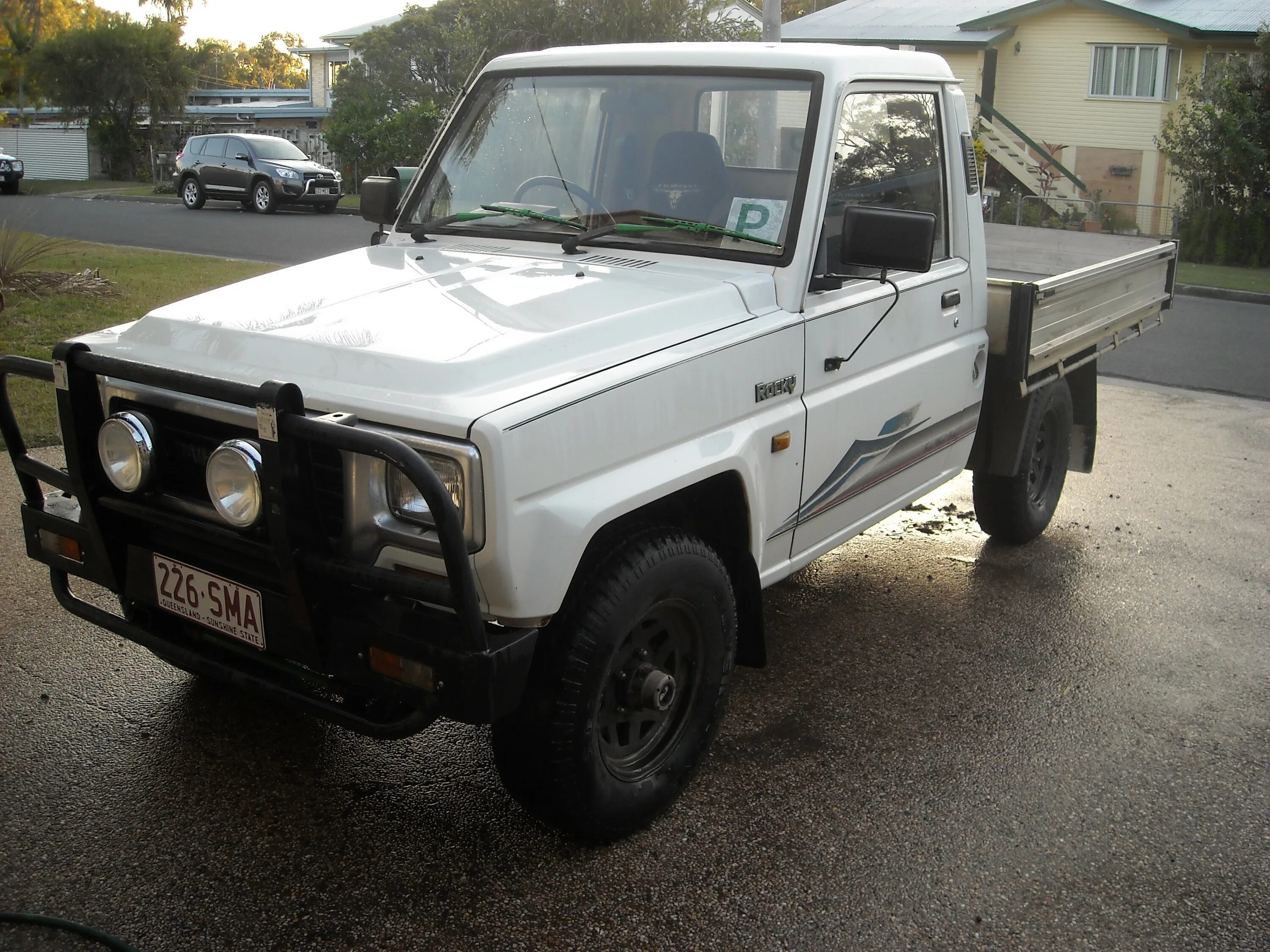 Daihatsu Rocky 2.2 МТ крыша. Daihatsu Rocky (a200). Daihatsu Rocky 2.2. Daihatsu Rocky 2.2 MT, 1992 трансмиссия.