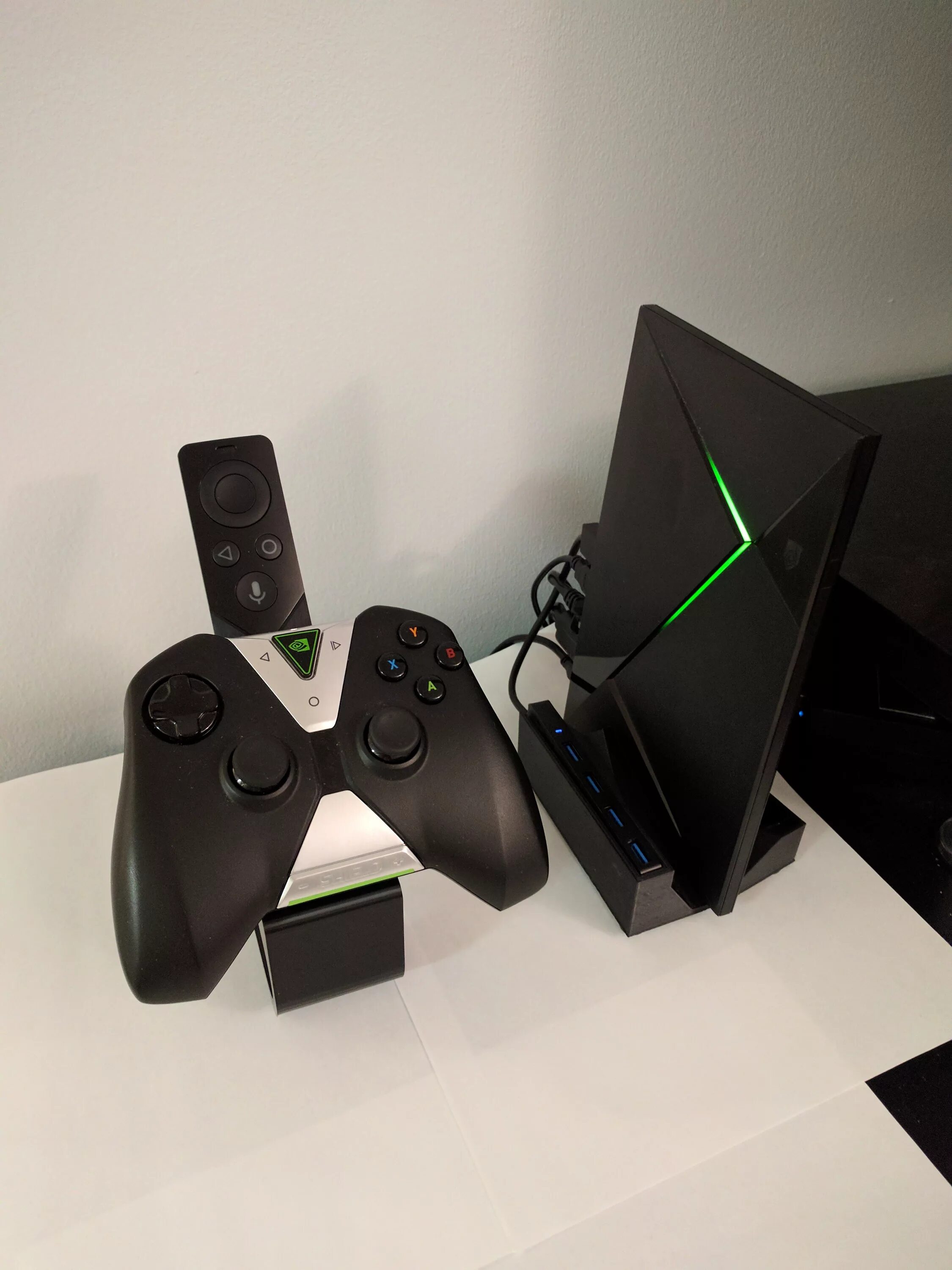 Приставка NVIDIA Shield 2. NVIDIA Shield 2021. NVIDIA Shield 2017. Корпус пульта NVIDIA Shield. Nvidia shield pro купить