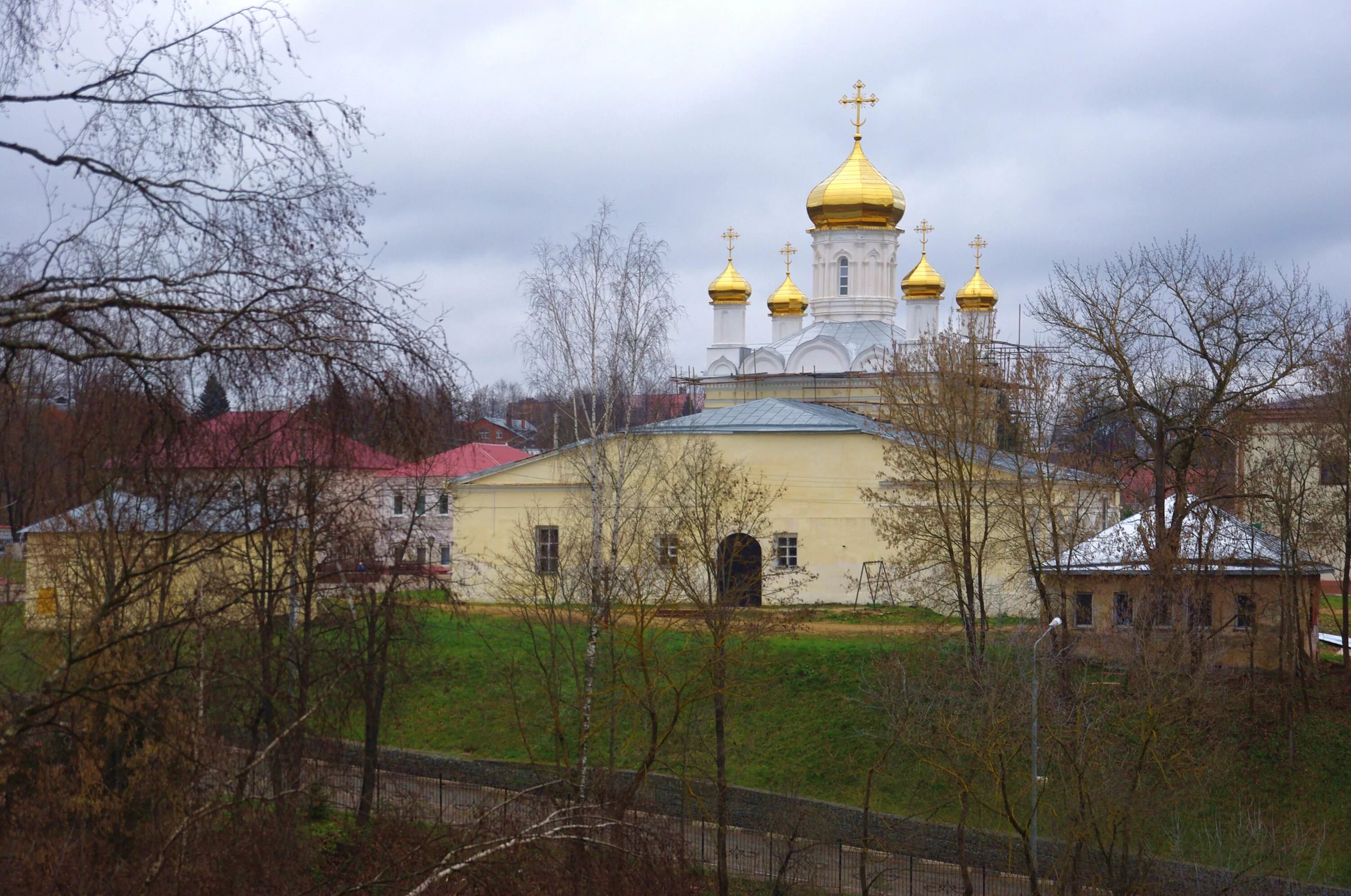 Город Руза Московской области. Храм Воскресения Словущего город Руза.