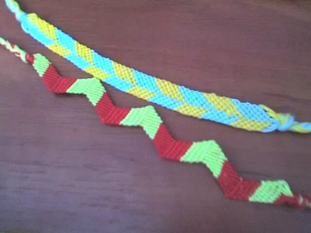 Мозаичное плетение зигзаг. Плетение зигзаг. Плетение из бисера зигзаг. Плетение зигзаг. Плетение стеклярусом зигзагом.