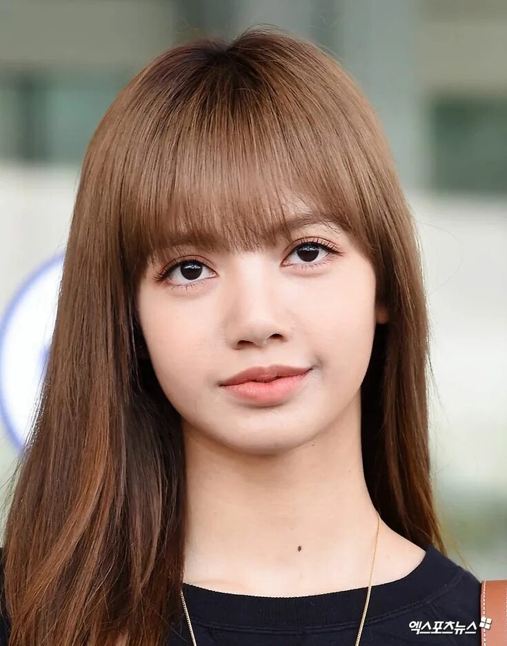 Lisa pictures. Лалиса Манобан. Lisa BLACKPINK. Lisa BLACKPINK 2020.