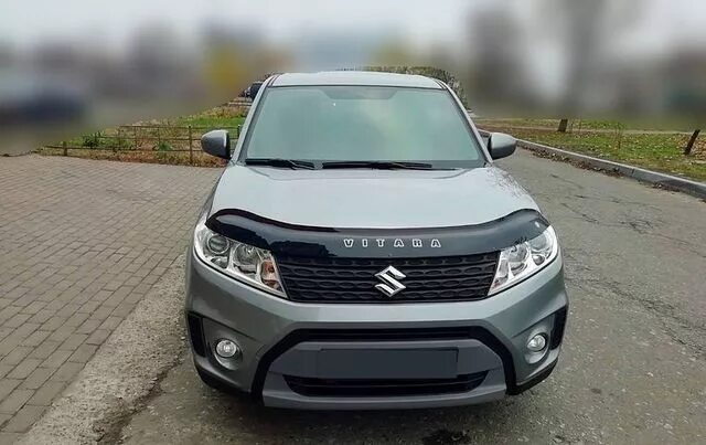 Дефлектор капота suzuki. Suzuki vitara 2021 дефлекторы. Дефлектор капота сузуки гранд витара 2011. Дефлектор капота kyron defly. Дефлектор капота suzuki vitara 2019.
