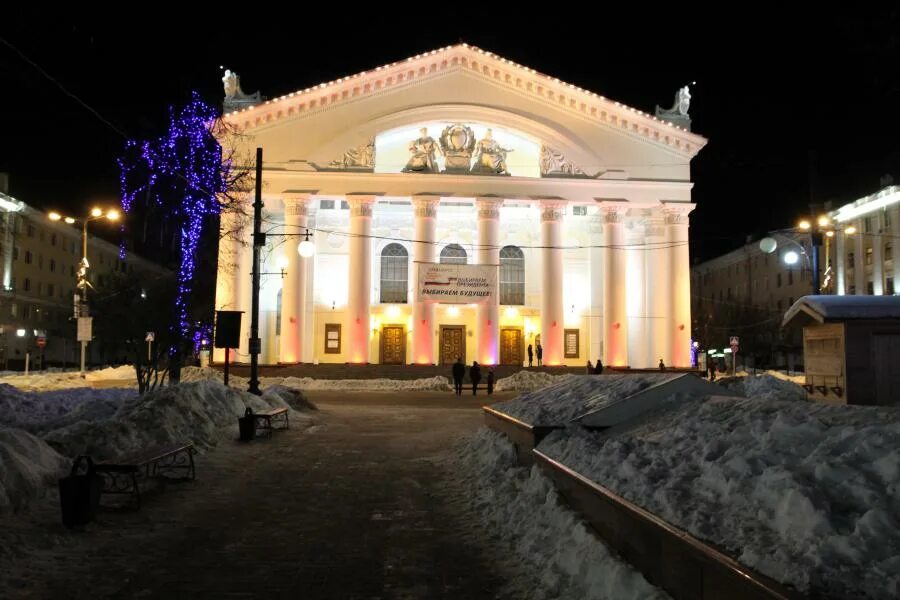 калуга драмтеатр бк. театр калуга. театр калуга отзывы. калужский драмтеатр театр. калуга областной драматический театр.