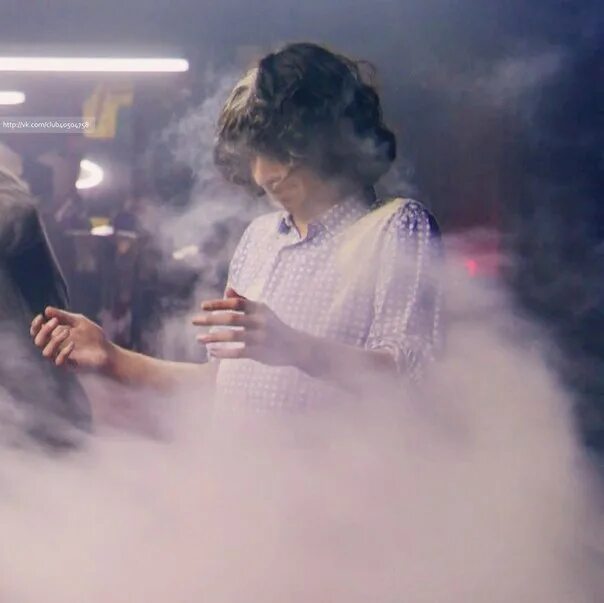 решился подойти