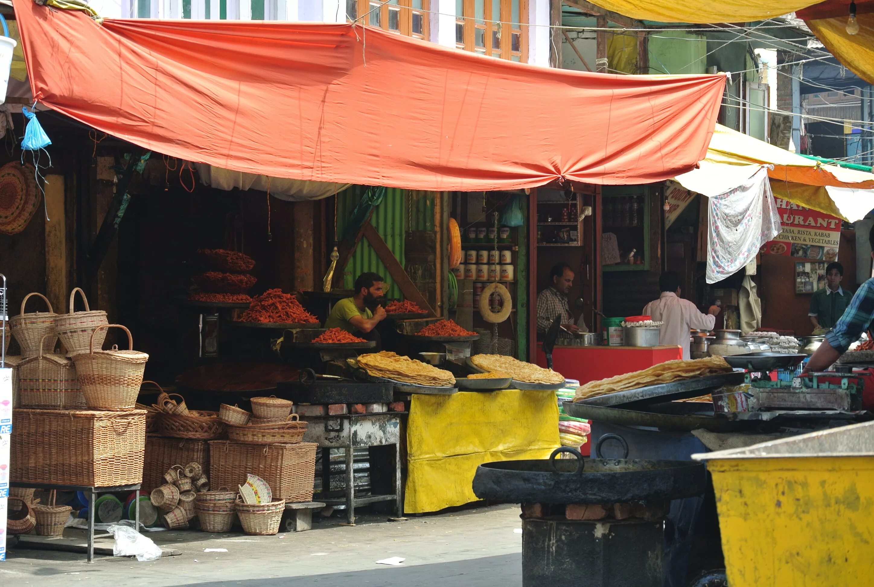 Market village. Кашмир Индия базар. Индийский рынок. Базар (рынок). Старинный рынок.