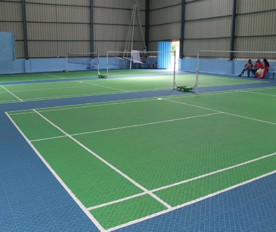 Корт Badminton. Фон бадминтонный корт. Поле для банбинтона. Крытая площадка для бадминтона. Корт для бадминтона